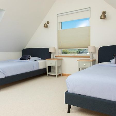 Вилла Litua Luxury Self-Catering With Stunning Sea Views Арисаиг Экстерьер фото