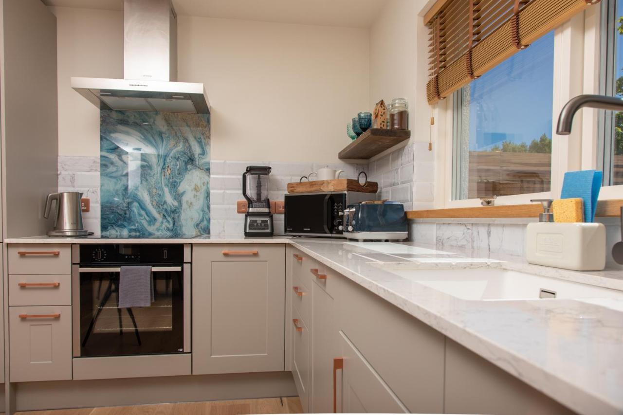 Вилла Litua Luxury Self-Catering With Stunning Sea Views Арисаиг Экстерьер фото