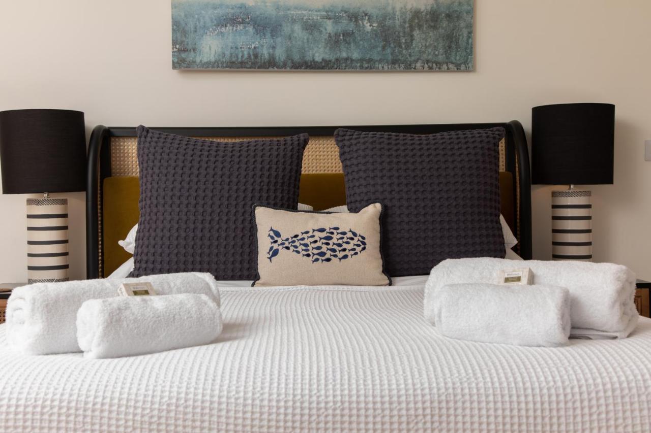 Вилла Litua Luxury Self-Catering With Stunning Sea Views Арисаиг Экстерьер фото