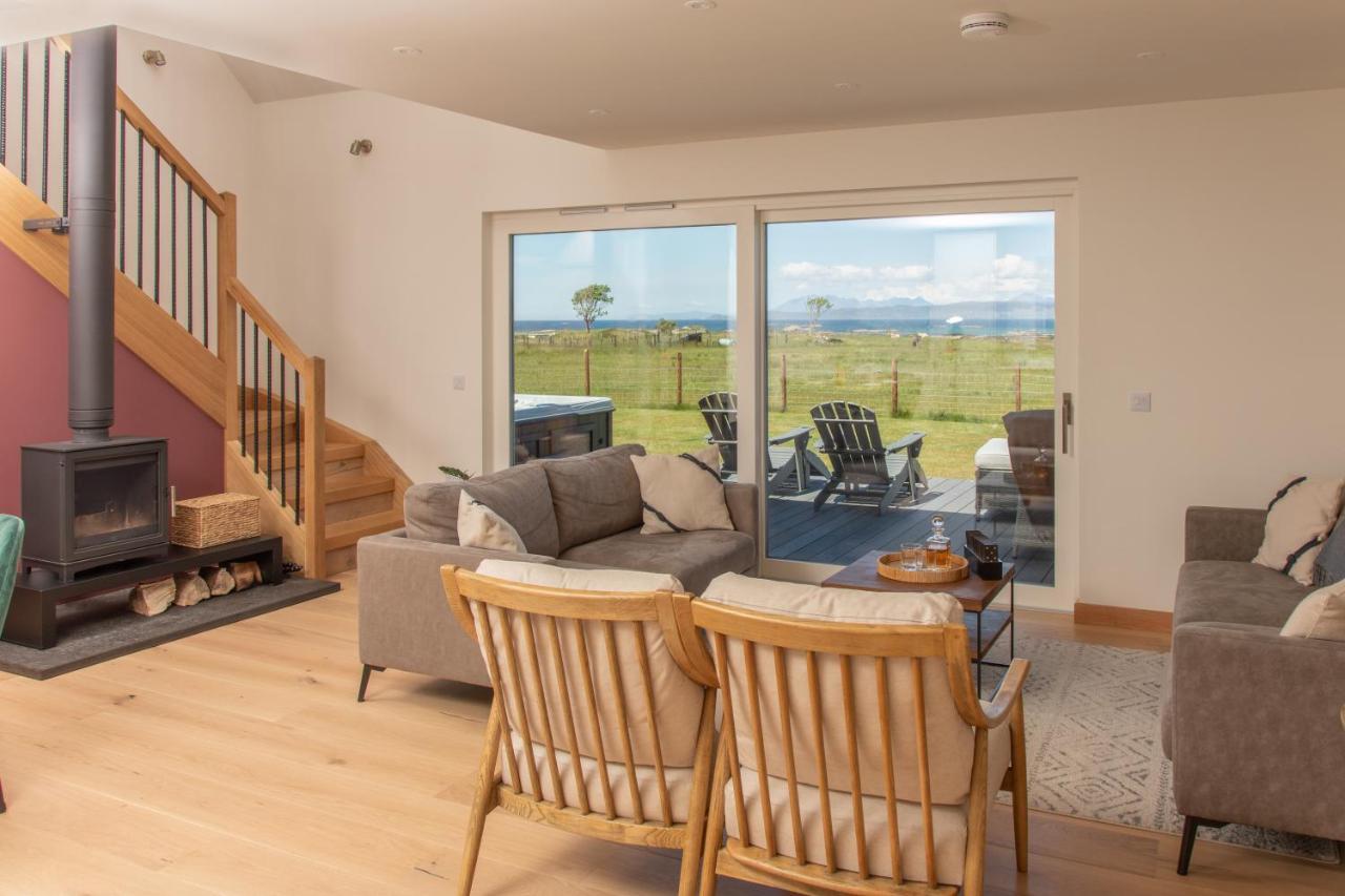 Вилла Litua Luxury Self-Catering With Stunning Sea Views Арисаиг Экстерьер фото