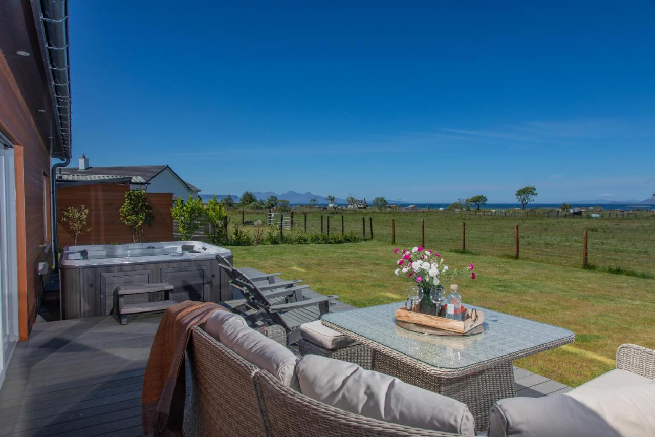 Вилла Litua Luxury Self-Catering With Stunning Sea Views Арисаиг Экстерьер фото